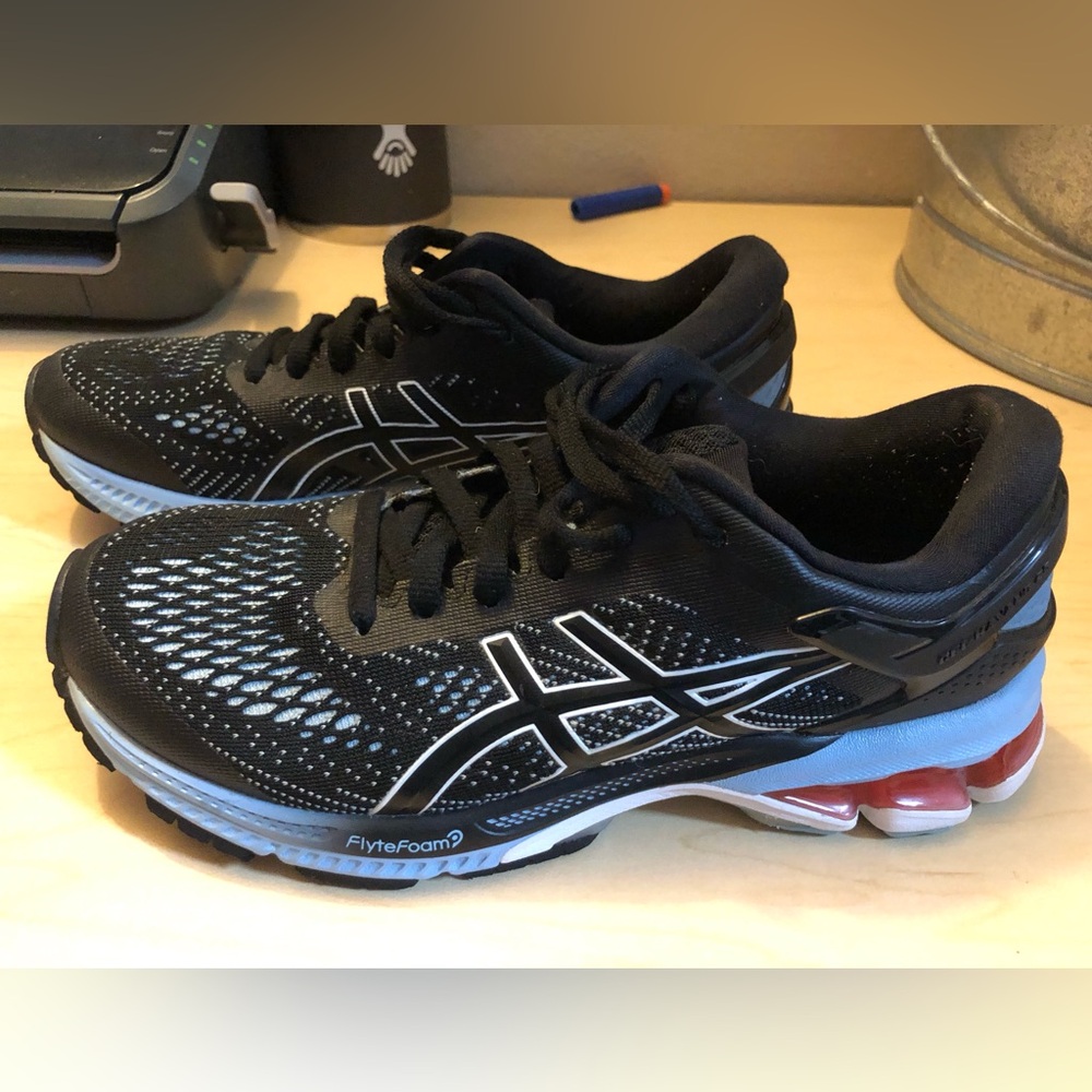 Women’s ASICS Gel Kayano 26